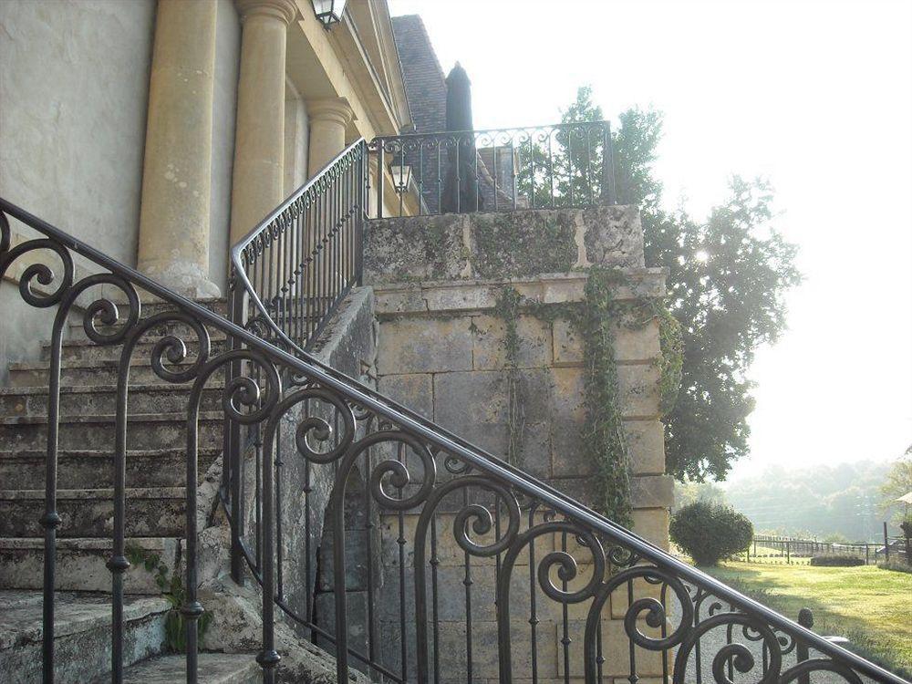 Chateau Les Merles Et Ses Villas Mouleydier Luaran gambar