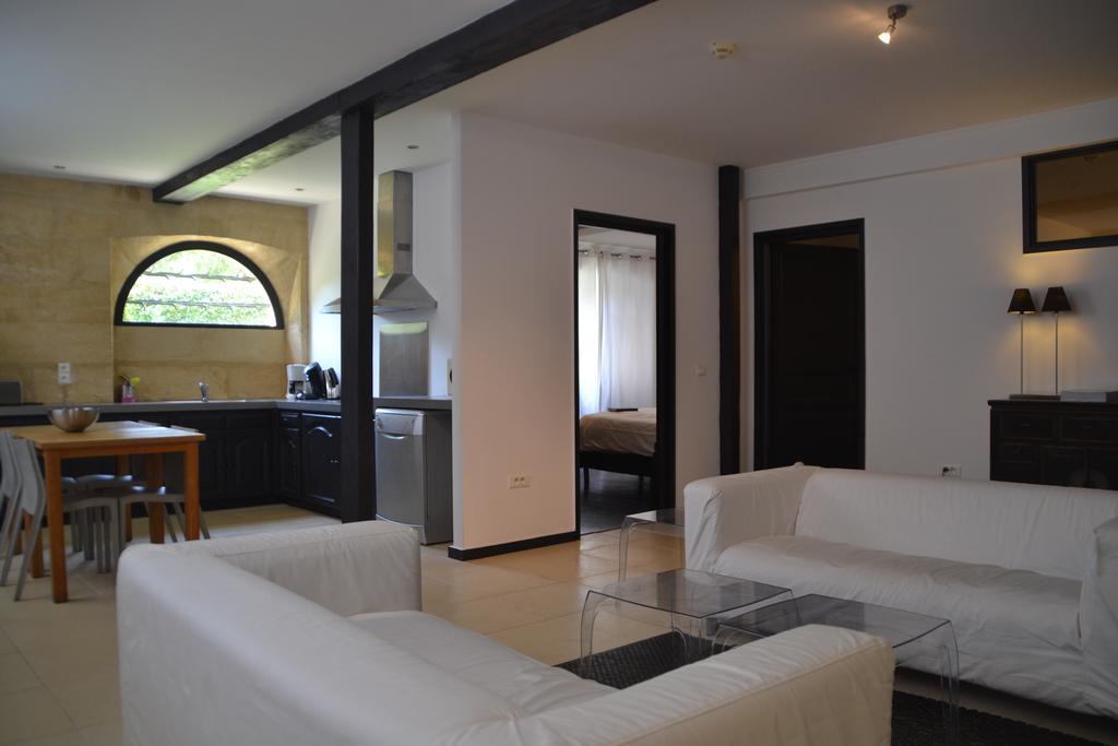 Chateau Les Merles Et Ses Villas Mouleydier Luaran gambar