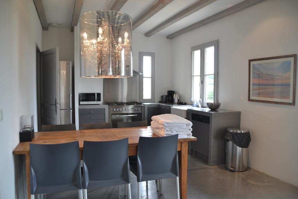 Chateau Les Merles Et Ses Villas Mouleydier Luaran gambar