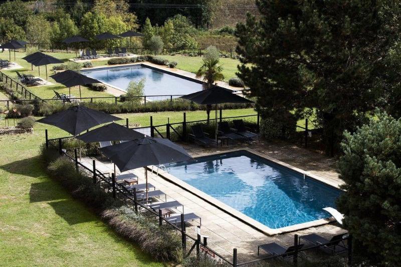 Chateau Les Merles Et Ses Villas Mouleydier Luaran gambar