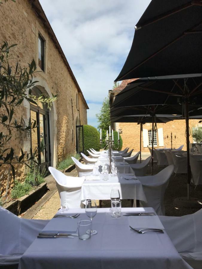 Chateau Les Merles Et Ses Villas Mouleydier Luaran gambar